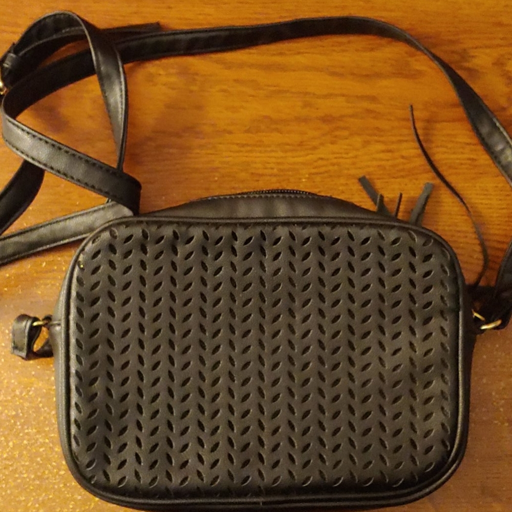 Small shoulder bag